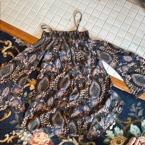 Olivaceous  Off-Shoulder blouse with straps- worn 2-3x- retail‎ 79